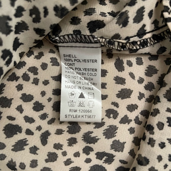 NWOT Mind Code Women’s Sheer Cheetah Print Dressy Tank Top, size Small - Picture 4 of 4